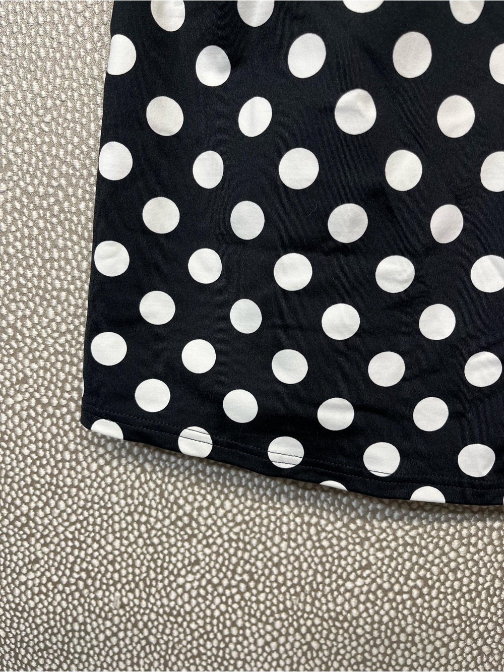12 Lands’ End Swim Black & White Polka Dot High Neck Classic Tank Swimsuit Top - Picture 3 of 7